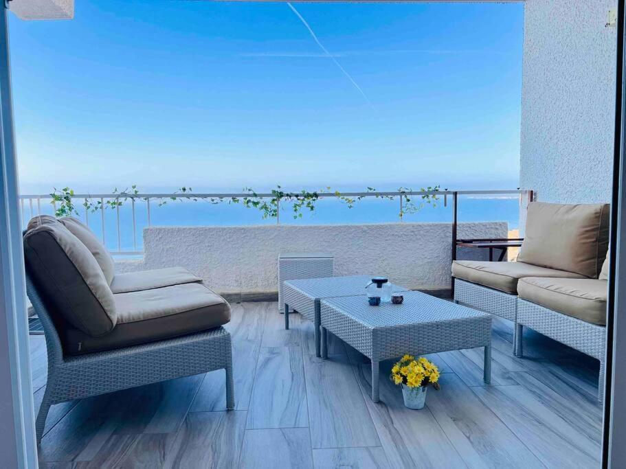 Luz De Mar Apartment Almeria Bagian luar foto