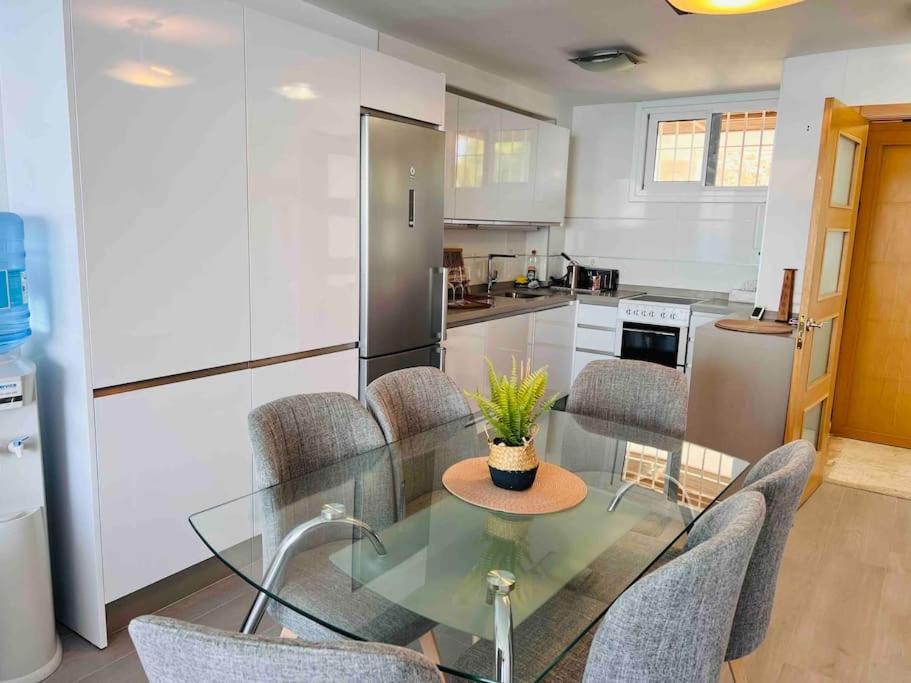 Luz De Mar Apartment Almeria Bagian luar foto